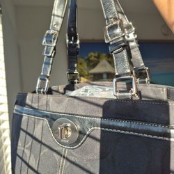 COACH Signature TOTE  