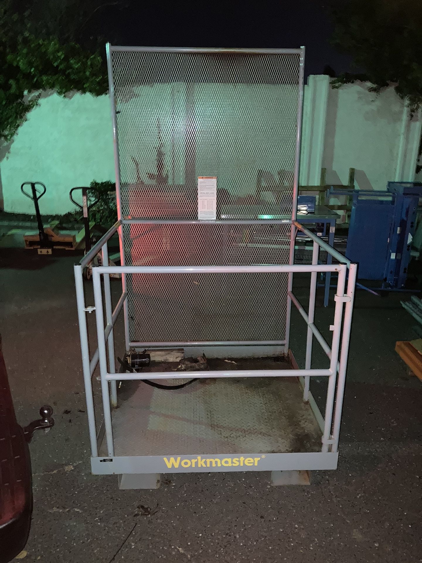 1000# Capacity Forklift Working Platform