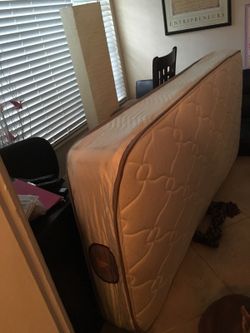 Twin mattress