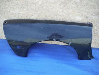 98 99 00 01 02 03 04 1998 1999 2000 2001 2001 2003 2004 CHEVY CORVETTE C5 RIGHT PASSENGER REAR QUARTER PANEL OEM