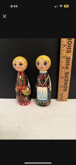 Painted Wooden Peg Dolls