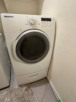 Samsung Front Load Gas Dryer with Pedestal