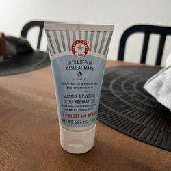 First Aid Beauty Oatmeal Mask