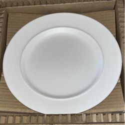 Pottery Barn Astoria Dinner Plates Set of 4 – New 10.75” White