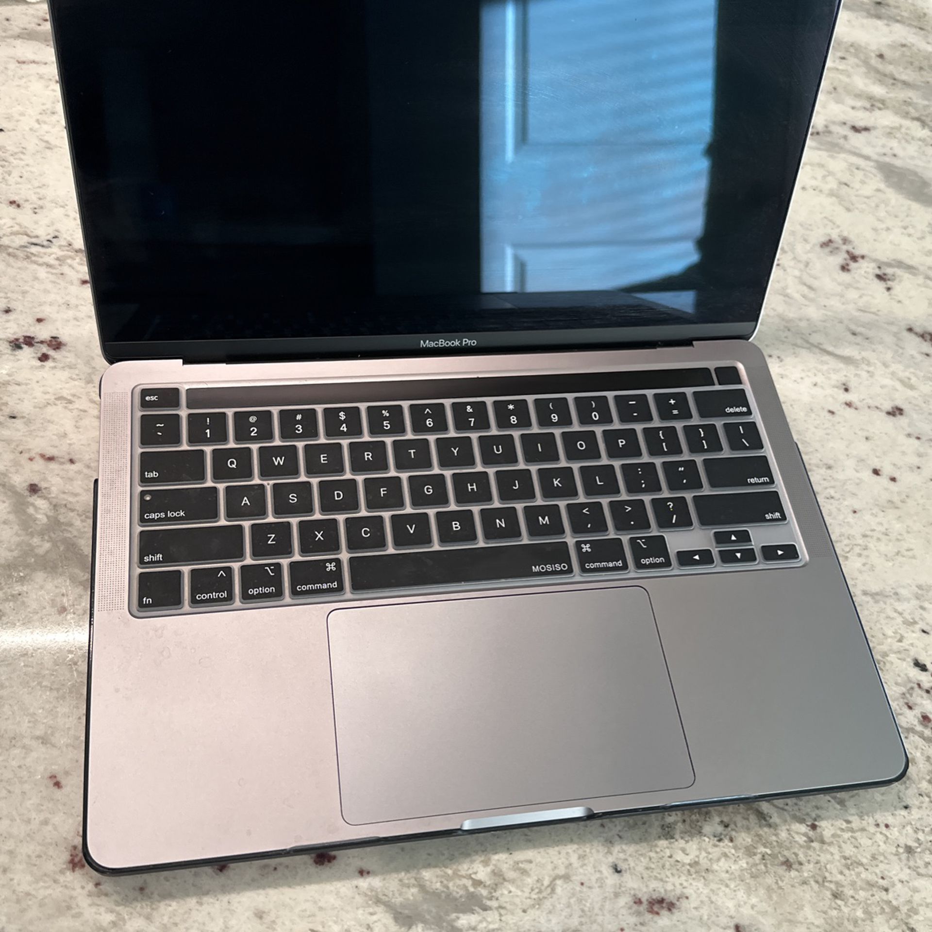 Grey MacBook Pro 13’