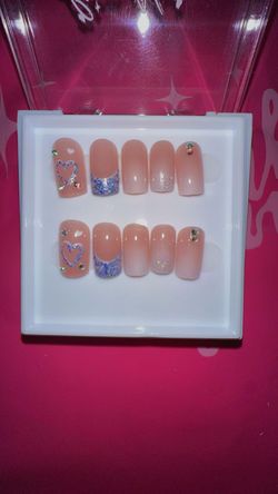 Press On Nails 
