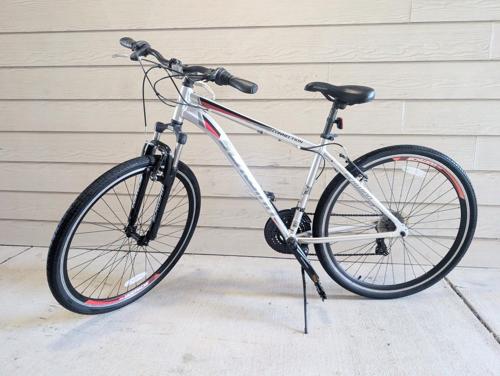 Schwinn Connection - 28"/700c Aluminum Large Frame Hybrid bike