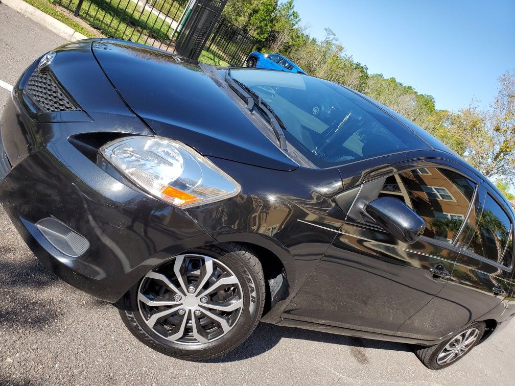 2012 Toyota Yaris