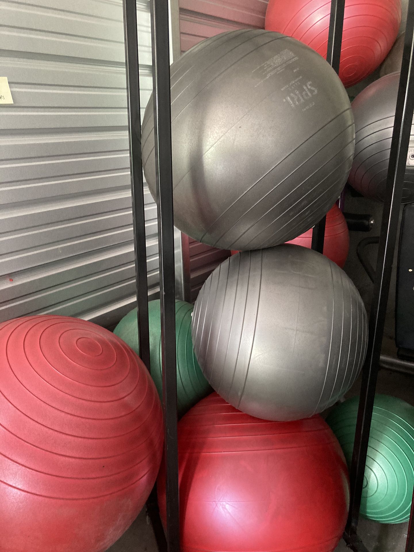 Yoga, workout and physical balls - Gym Equipment