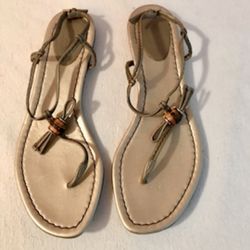 GUCCI, GOLD LEATHER T- STRAP SANDALS SIZE 36.5