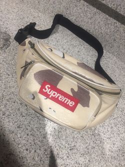 Supreme fanny pack