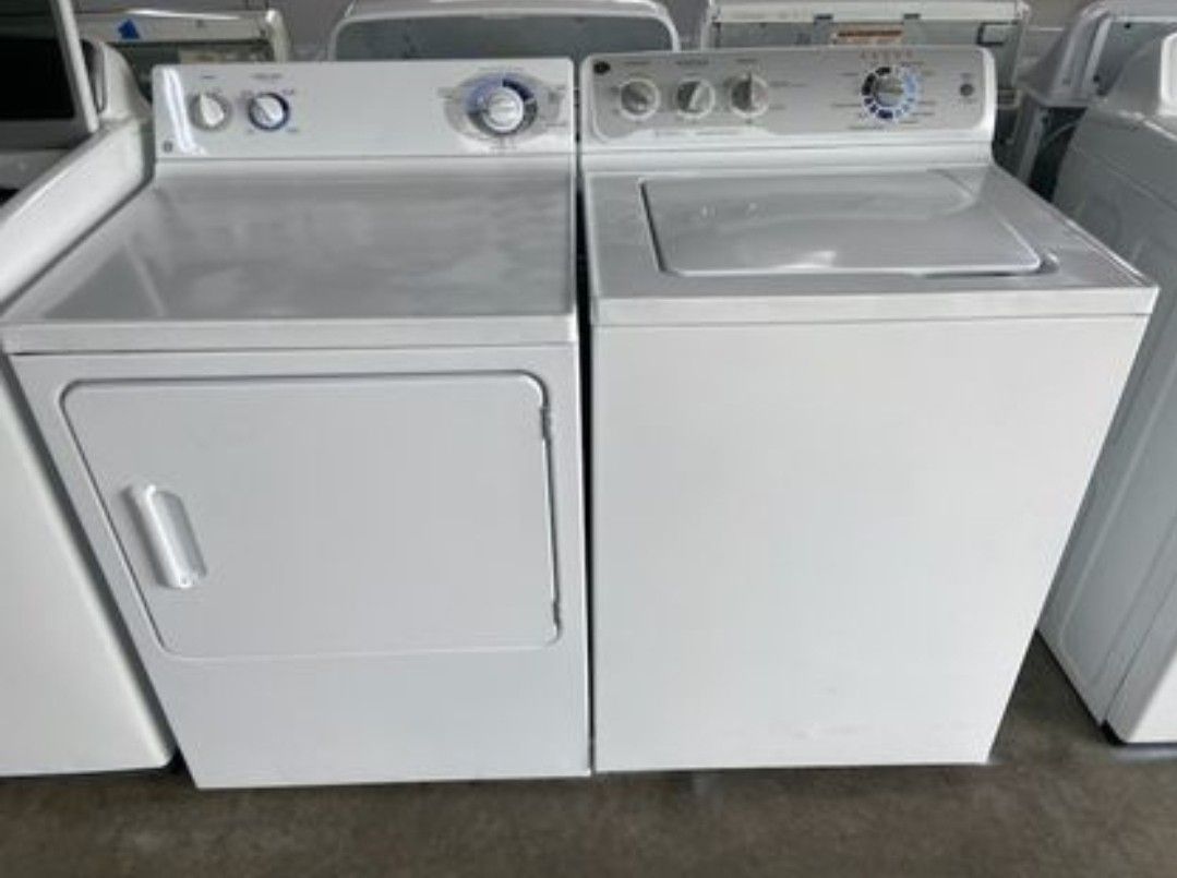 GE Washer and Dryer Set With Warranty