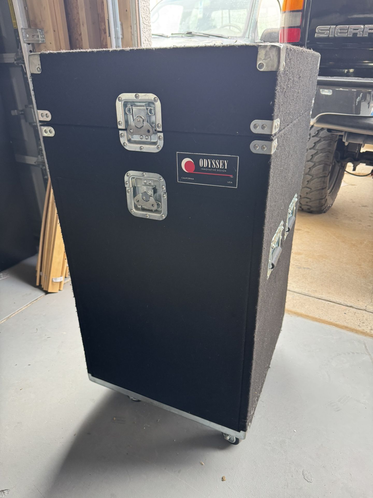 Odyssey Carpeted Pro Combo Case with Wheels