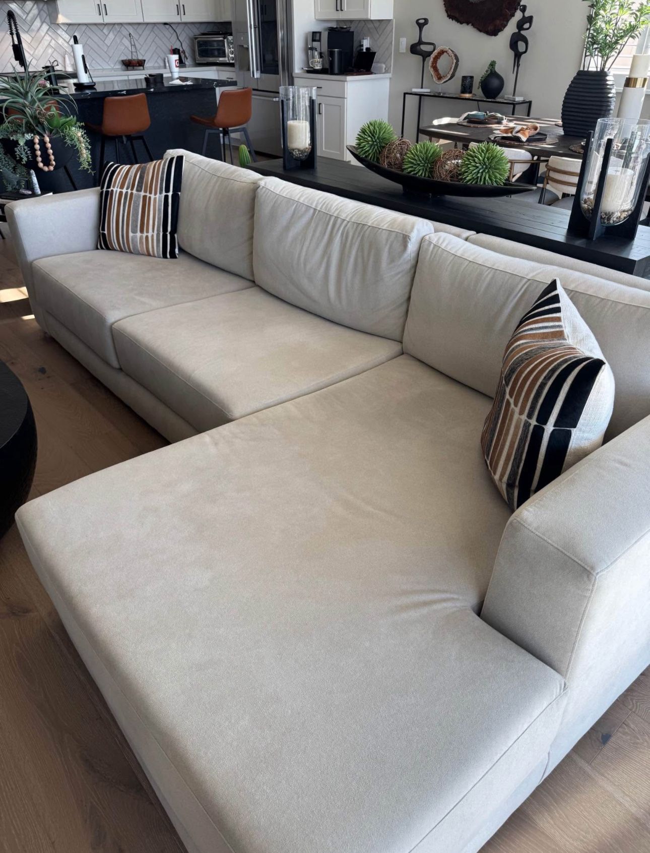 Crate & Barrel Couch Sofa Chaise Lounge