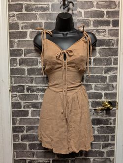 Size 16 jumper with string tie straps