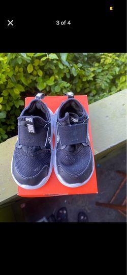 Nike flex runner size 6 C