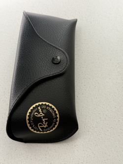 Ray.Ban Case
