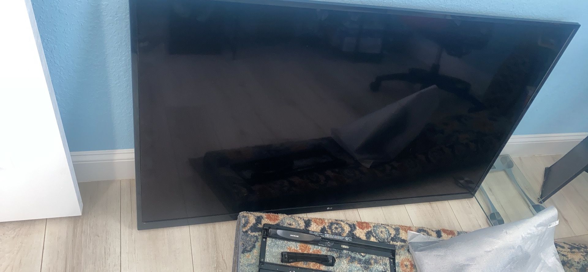 LG TV 