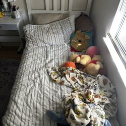 Twin Size Bed for Sale with Mattress 