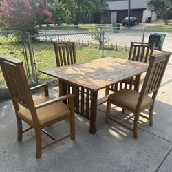 Oak Wood Dining Table With Four Chairs