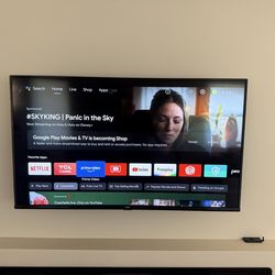TCL 43” TV