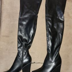 Black Knee High Boots Size 9