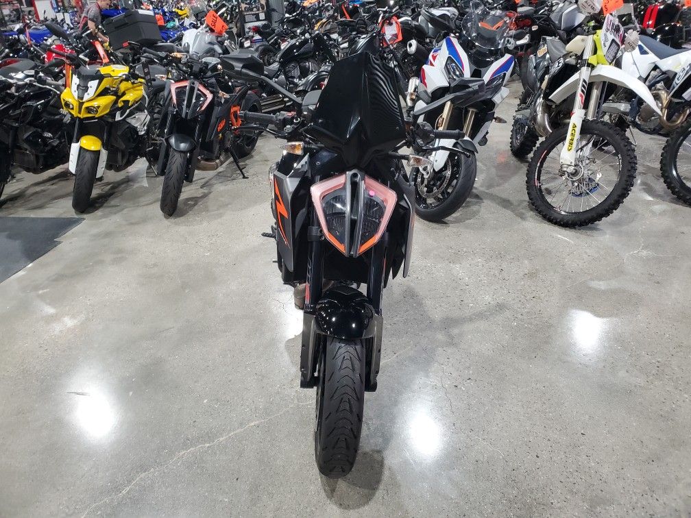 2018 KTM Super DUKE 1290 R
