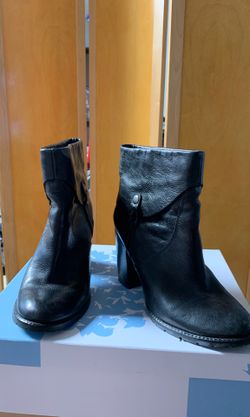 Beautiful soft leather Frank Sarto boots -8