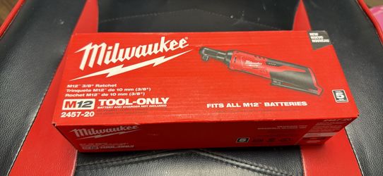Milwuakee 3/8 ratchet