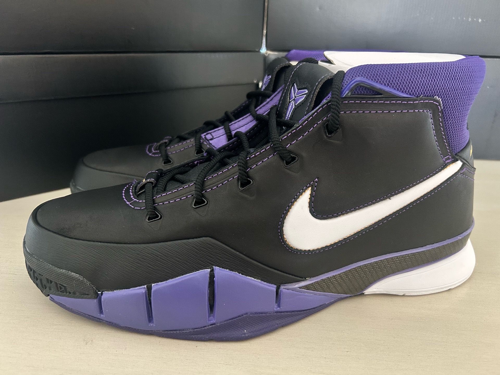 Kobe 1 Protro/ Mens Size 13