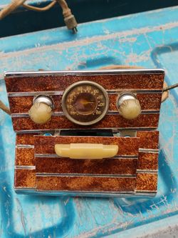 1938 Chevy master Deluxe glove box door and accessory clock  , radio and ashtray and rear accessory ashtray