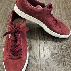 Burgundy Suede Pumas Size 8