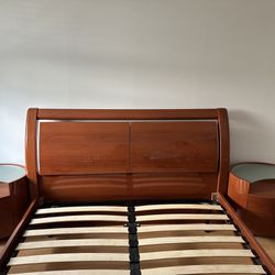 Queen Bed Set 4 Piece For Sale