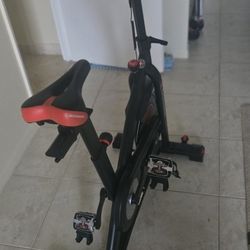 Indoor Cycling Bike 