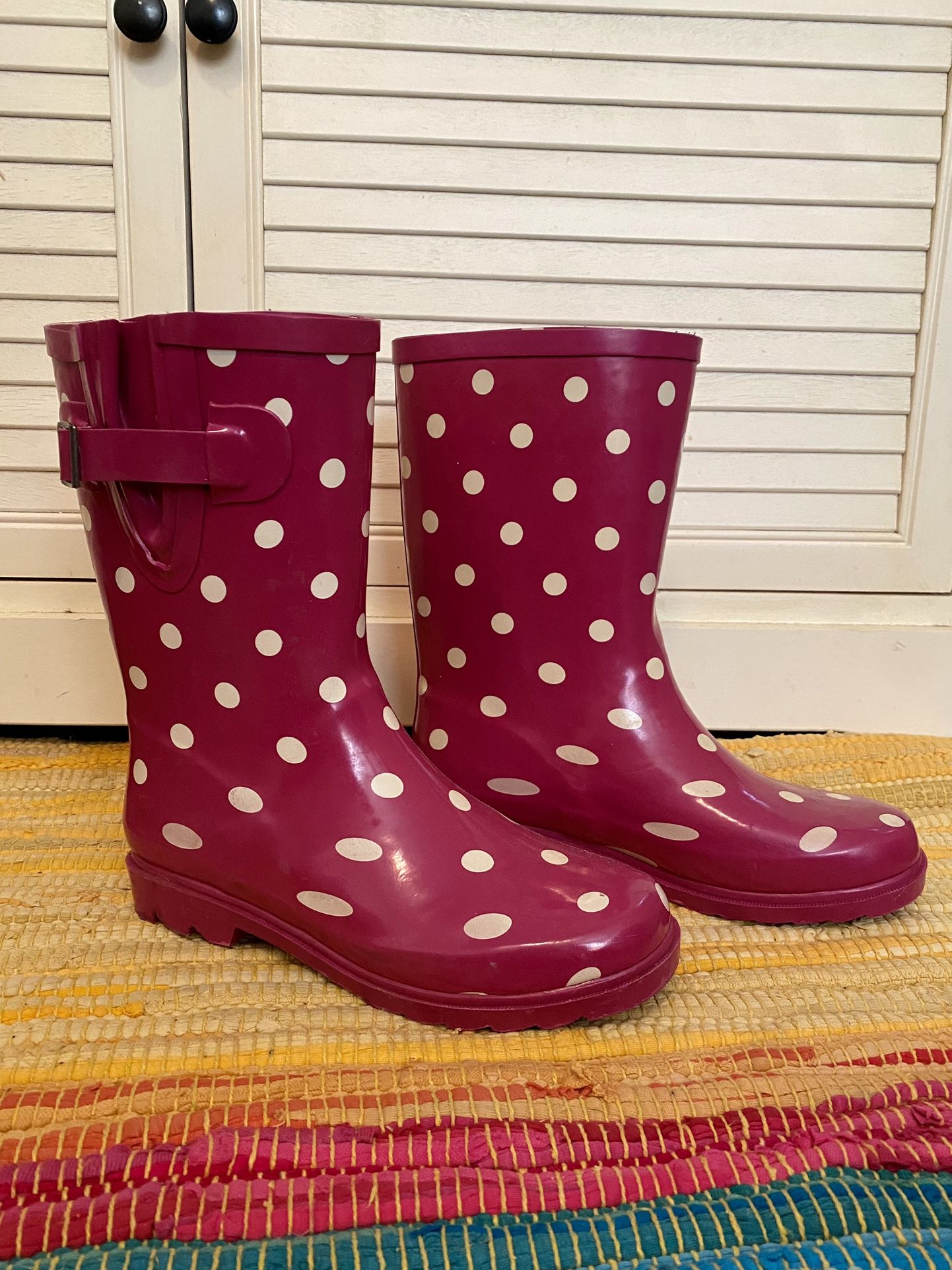 rain boots