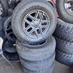 Jeep Wheel And Tire 17s 