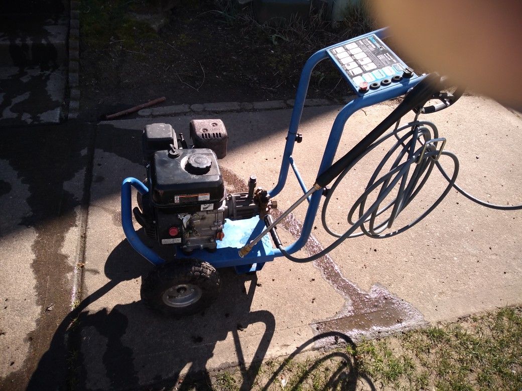 Pressure washer $200