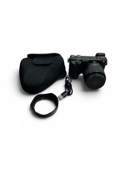 Sony Alpha 6100 