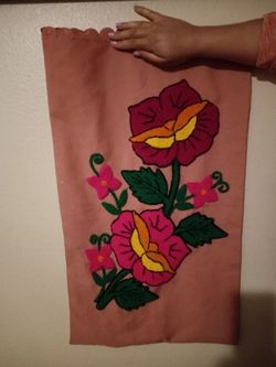 Hand embroidery pillow two sets fits any size pillow.
if you're interested send a message.
A beautiful way to elevate a space