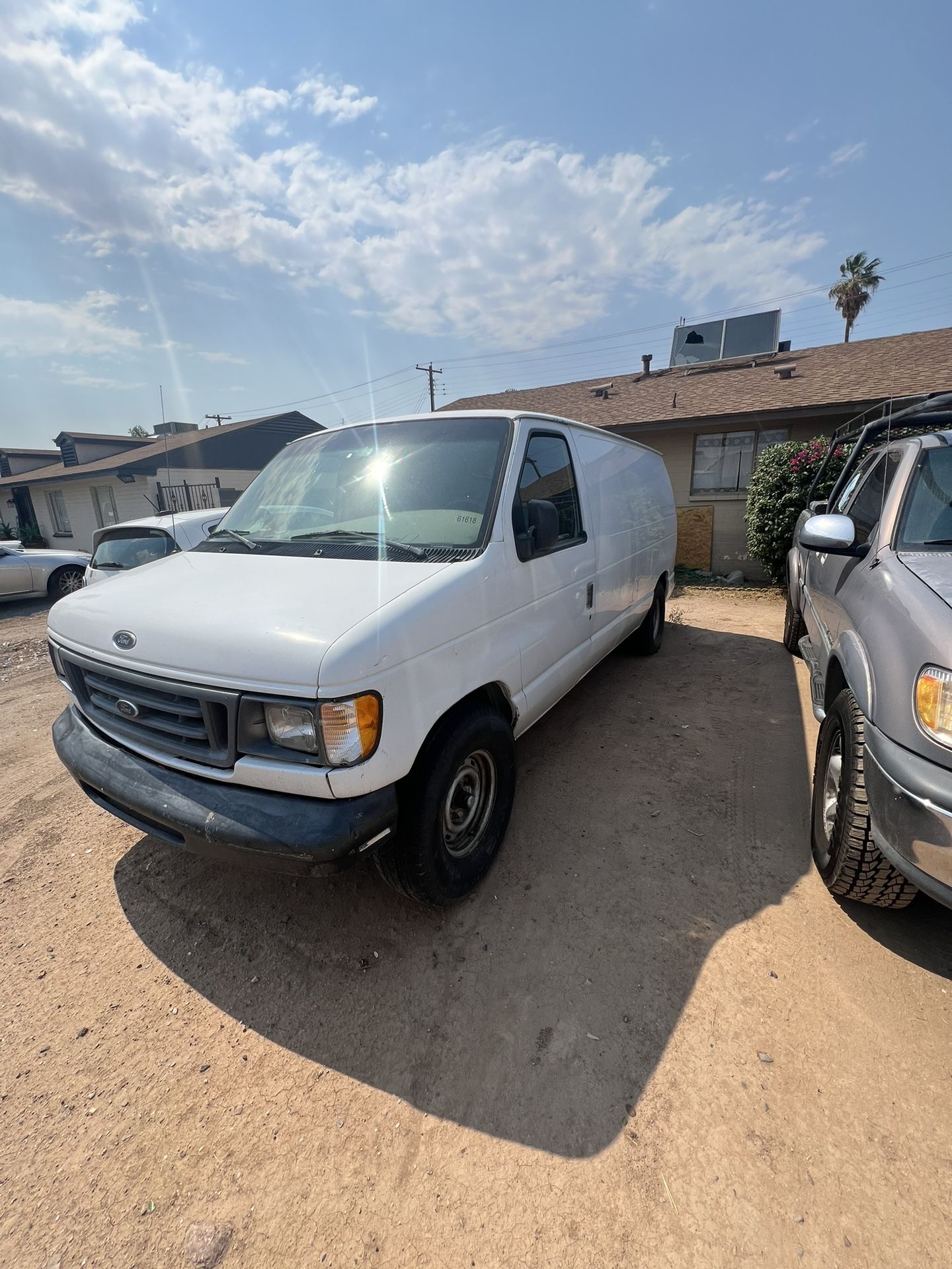 2001 Ford E-350