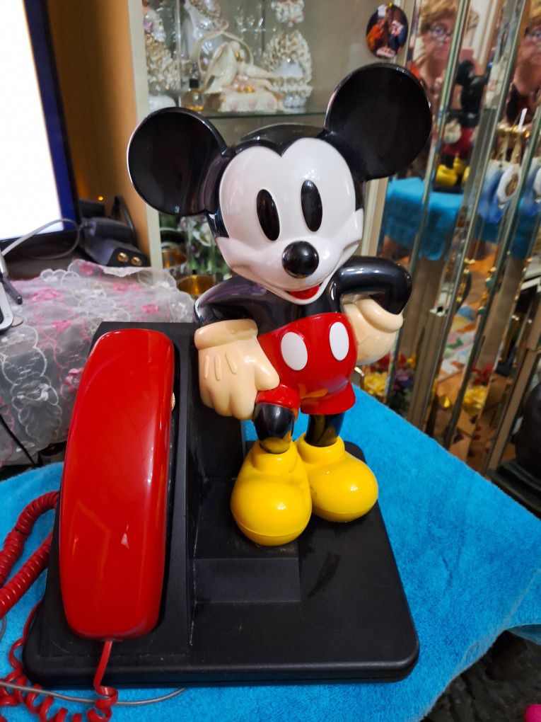 Very Nice Micky  Mouse  Telephone New 