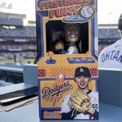 Roki Sasaki Bobblehead Dodgers Sga 2025