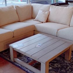 Jovi Nailhead Sectional