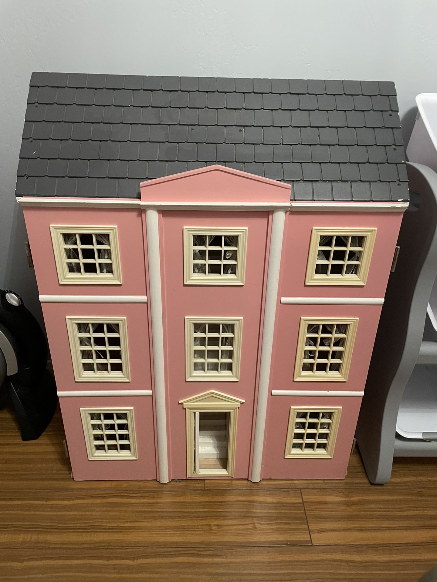 Doll House