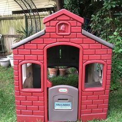 Little Tikes Play House $400