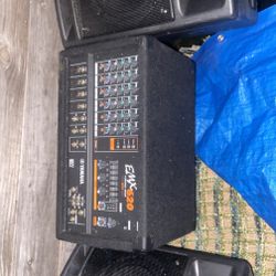 Yamaha EMX620 Mixer with Matching speakers goes for 400$ brand new