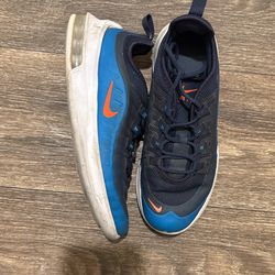 Nike Air Maxs