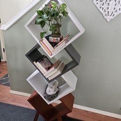 Hand Made Unique Wooden Bookshelf [Bookshelf Only] 