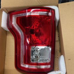 2015 To 2017 Ford F150 Left Tail Light