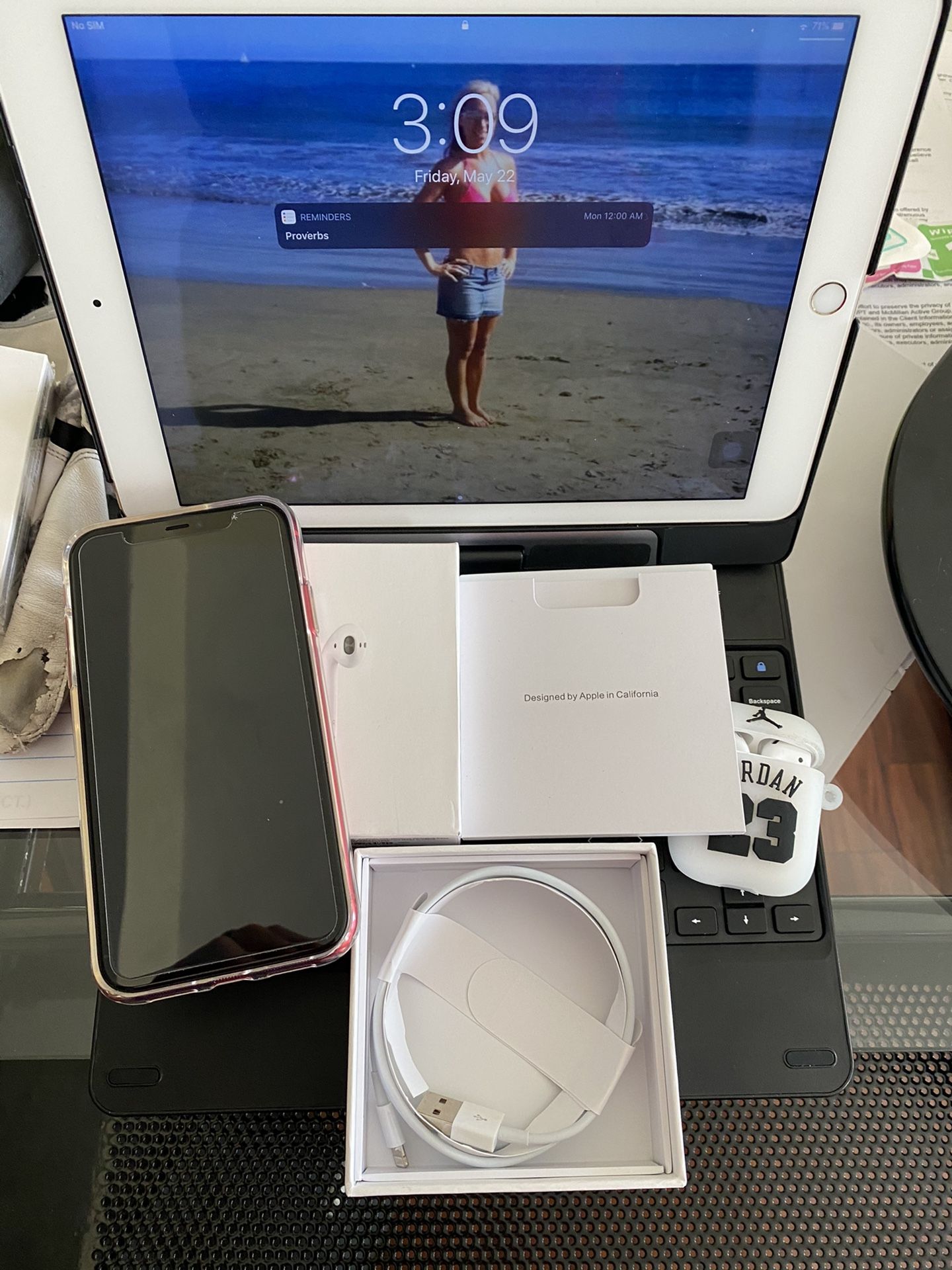 "READ DESCRIPTION" APPLE AIRPOD 2 BRAND NEW USED VERY FEW TIMES, IPHONE 11 64 GB, IPAD AIR 2 w TRENT KEYBOARD AND CASE